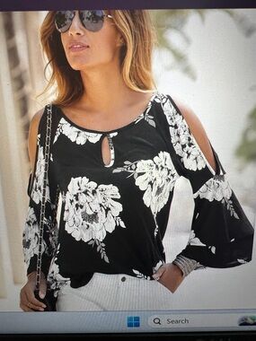 Lascana Black Floral Cold Shoulder 3/4 Length Sleeve Keyhole Top! Like New!